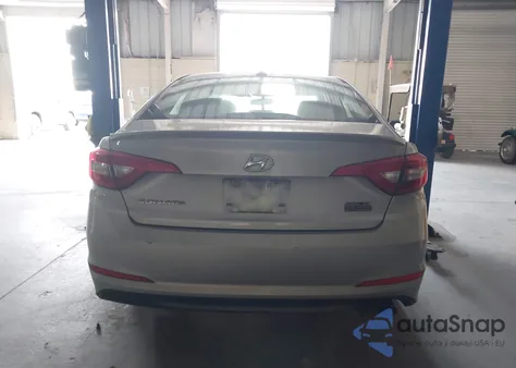 2017 Hyundai Sonata z USA, uszkodzony, nr VIN 5NPE24AF4HH563108